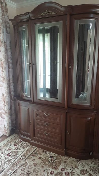 Сервант Итальянский
