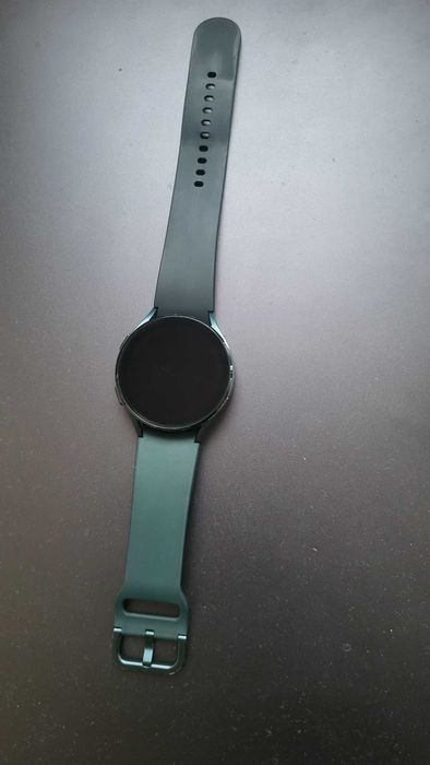 Samsung Galaxy Watch4; 44мм; LTE; Silicone Strap; Green
