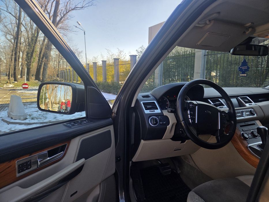 Vând Range Rover Sport HSE
