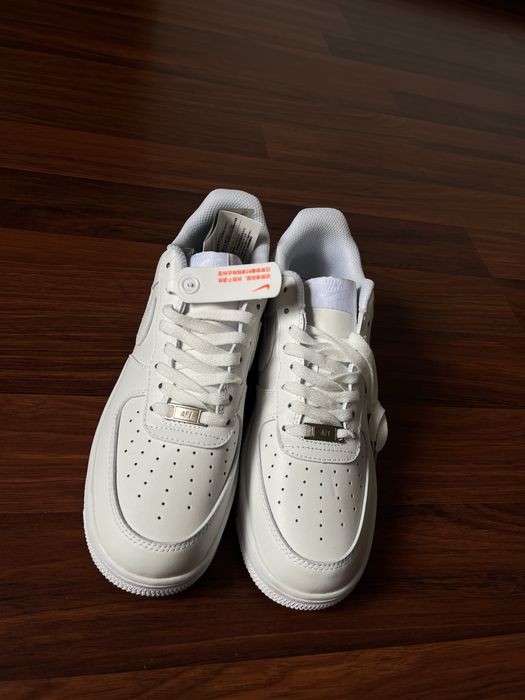 air force 1 triple white