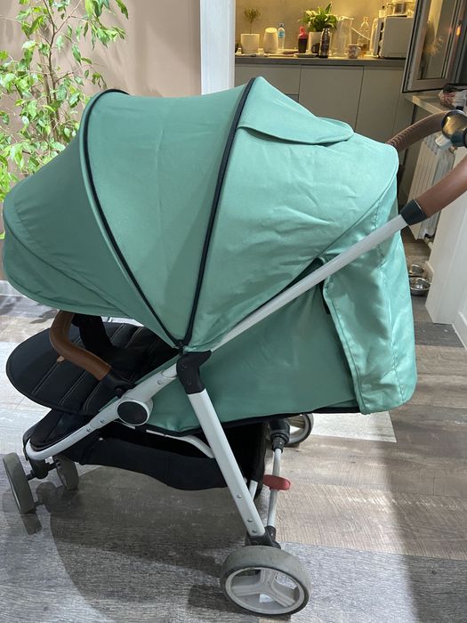 Детская коляска.