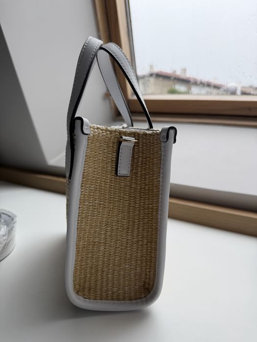 Дамска чанта Guess