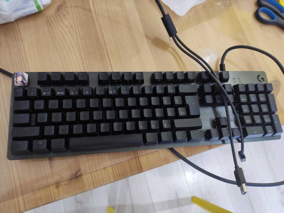 Клавиатура Logitech G513