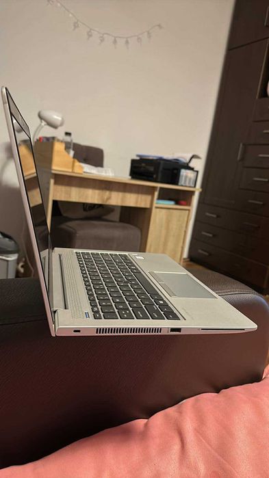 Laptop HP i5 8350 16GB RAM 256GB SSD