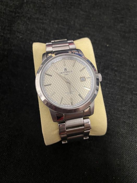 Ceas bărbătesc Q&Q