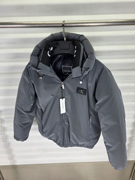 Мъжки комплекти  Nike  и  Dsquared . Мъжко яке  Calvin Klein