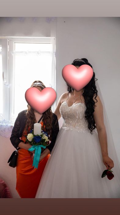 Vand rochie mireasă