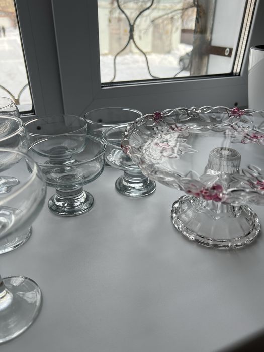 Посуда по 1000 тенге.