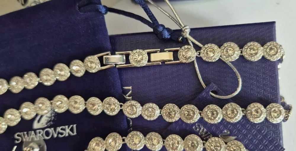 Set Swarovski Angelic Argintiu - Colier/Bratara/Cercei