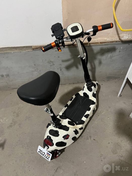 Mini moped sotiladi