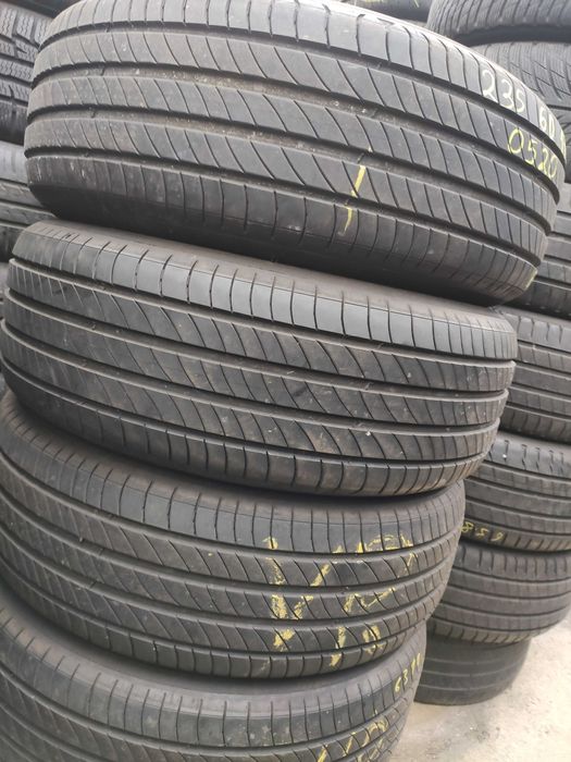 4бр Летни гуми 235 60 17 - Michelin