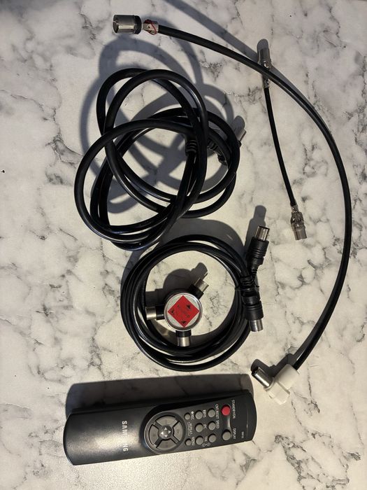 Продам видеомагнитофон Samsung