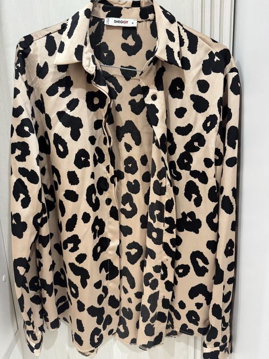 Продам женскую рубашку