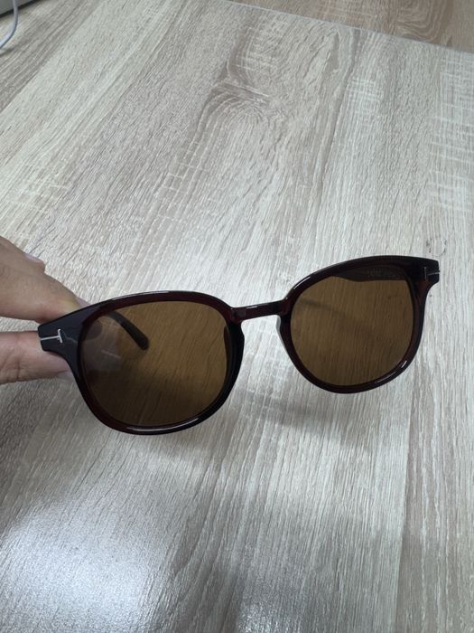 Очки солнцезащитные Tom Ford
