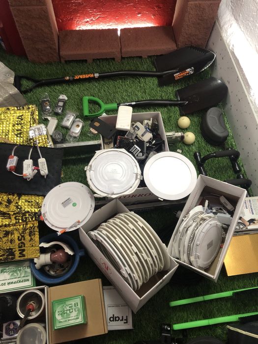 Лампы для дома или офиса и блоки к ним