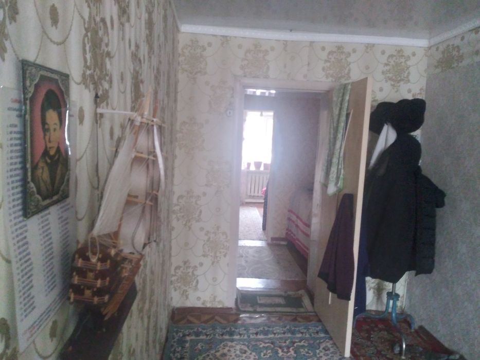 Үш бөлмелі пәтер.