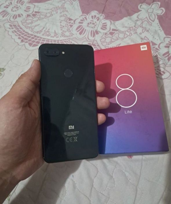 Xiaomi MI 8 Lite 6/128GB Black Igravoy Karobka Flagman Holati Yaxshi