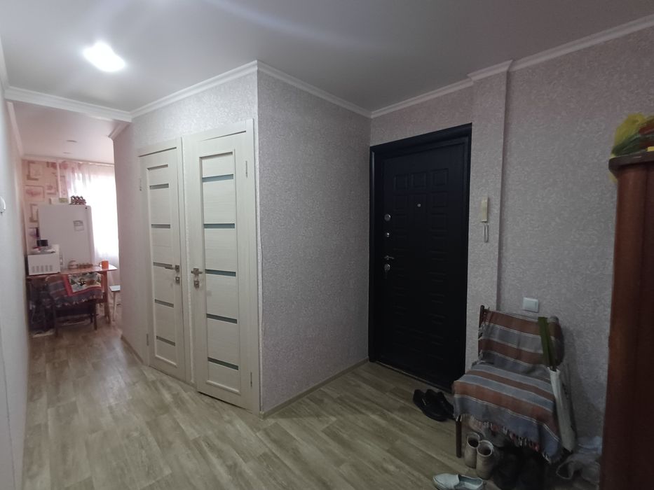 СОКОЛ 3Х  комнатная квартира.