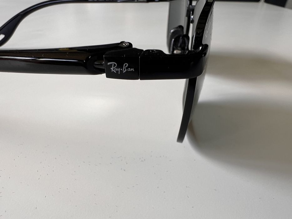 Ochelari Ray Ban Ferari