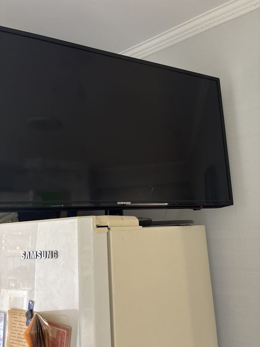 Продам телевизор 35к