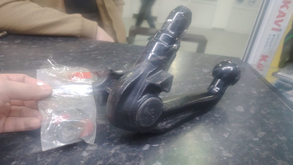 Фаркоп Volkswagen  Passat b6 b7 b8