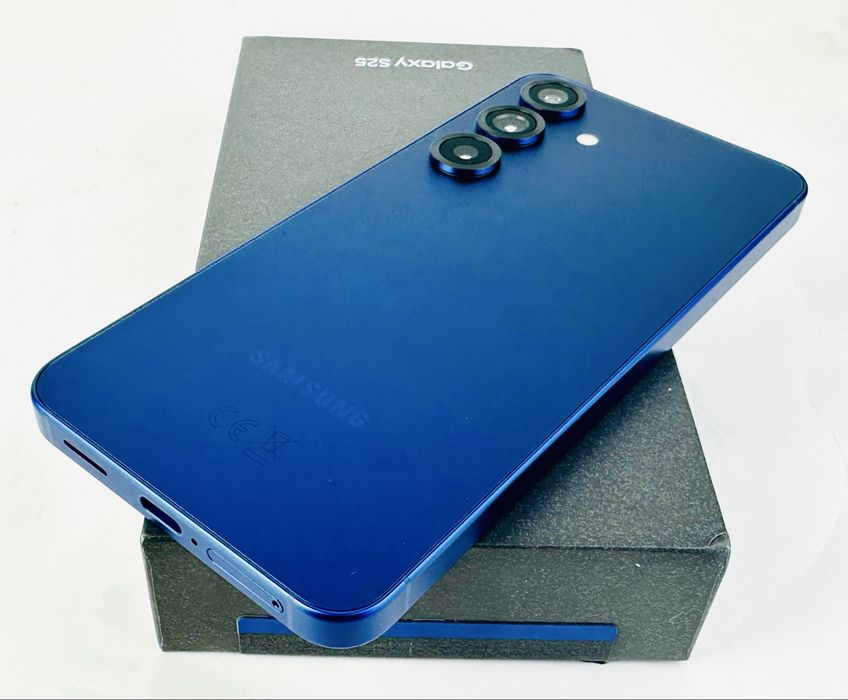 НОВ! Samsung Galaxy S25 5G 256GB 12RAM Navy 2г. Гаранция!