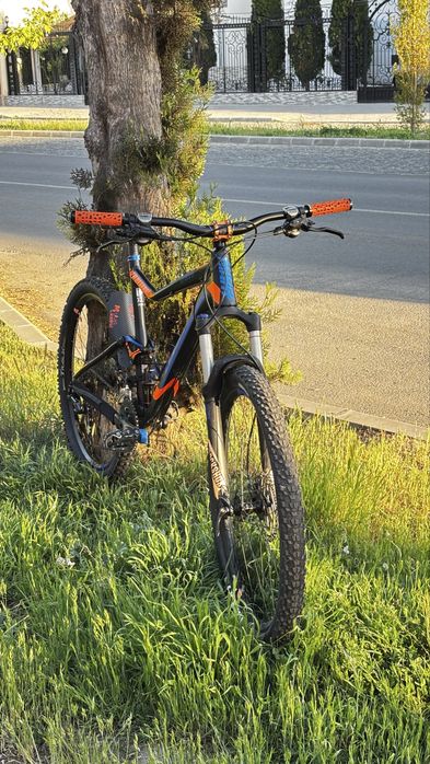Giant Stance 2 Custom
