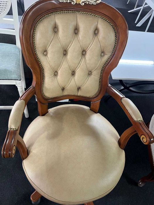 Scaun de birou/Baroc!