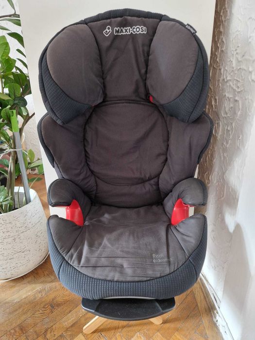 Scaun auto Maxi Cosi Rodi AirProtect 15-36 kg Total Black