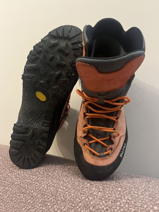 Продавам зимни обувки "Salewa" размер 46