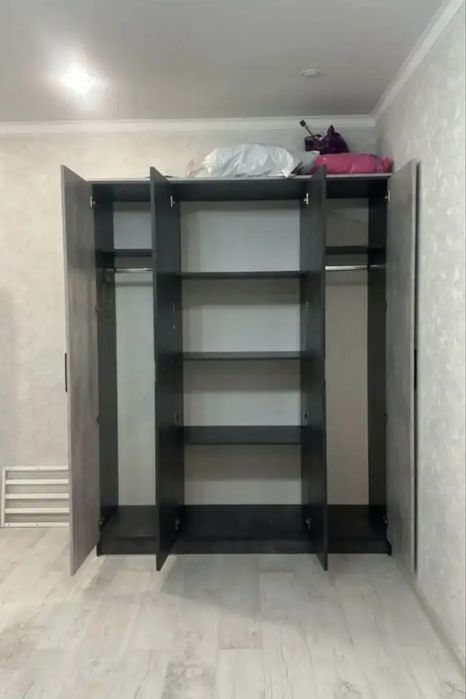 Продается кровать и шифоньер