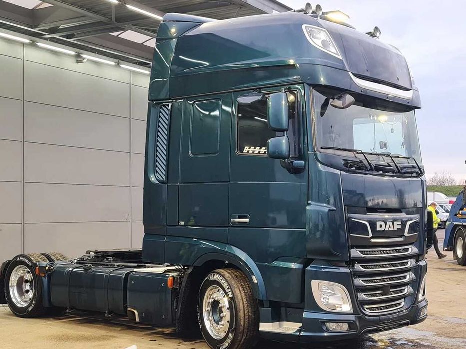 Тягач DAF XF 530 4X2