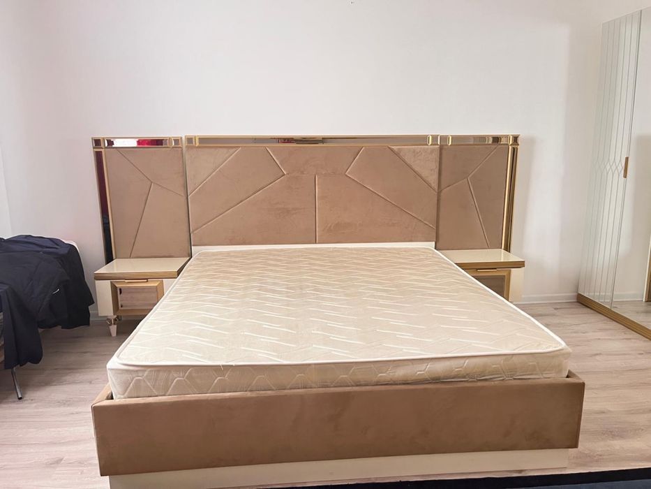 спальный гарнитуры новая не исп 3 месяц стоит