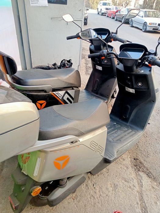 Электро скутер для курьеров