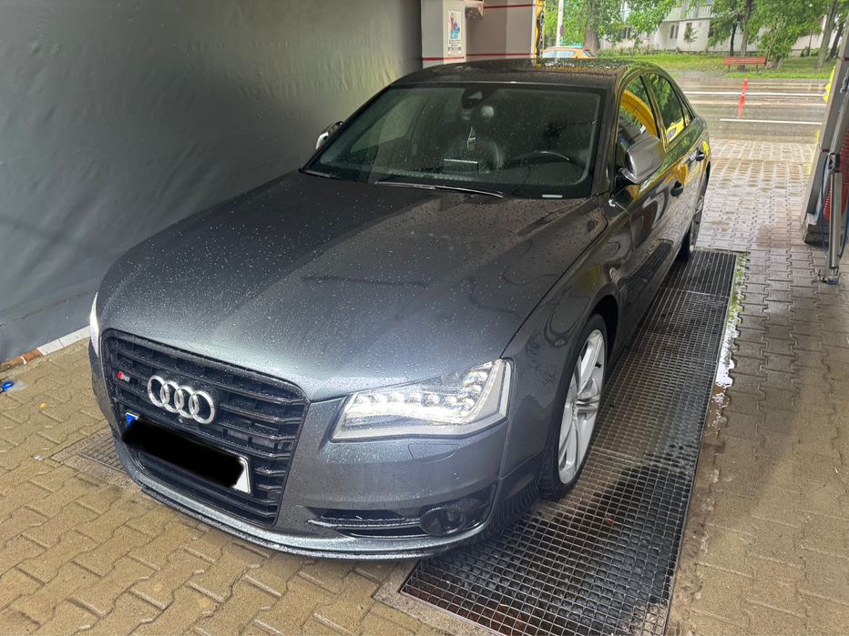 Audi s8 4.0 tfsi pachet ceramic