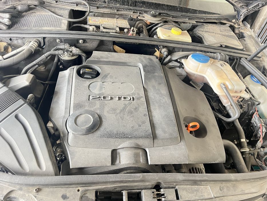 Двигател 2.0тди audi a4 -  audi