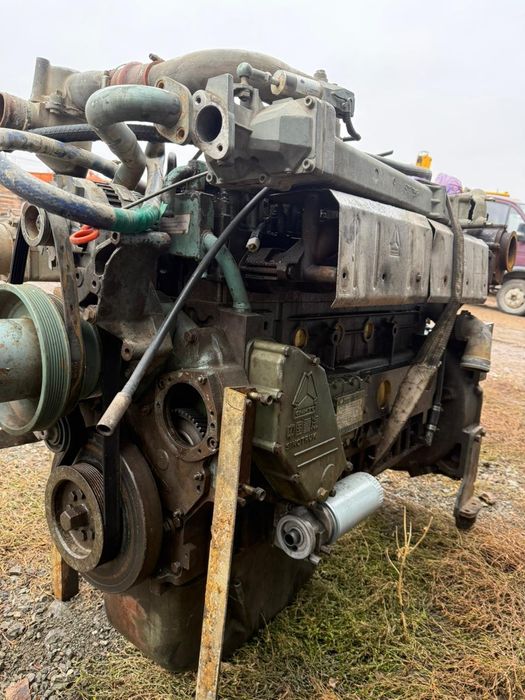 Продам двигатель Howo WD615