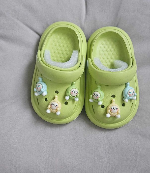 Papuci crocs, marime 22