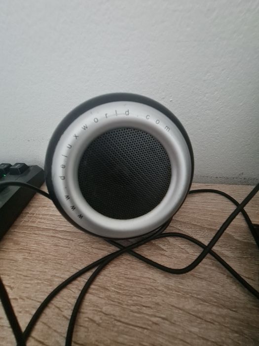Sistem audio 2.1 cu subwoofer