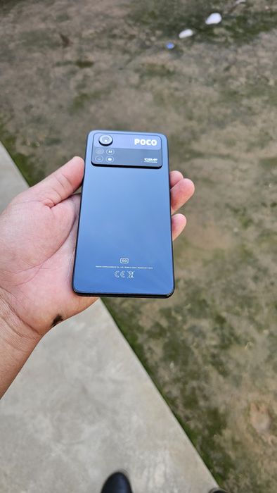 Pocco x4 Pro 5g 8+4/256