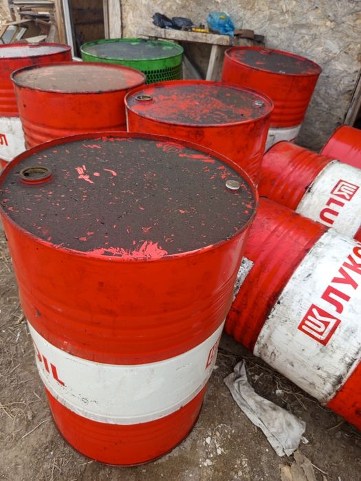 Продам бочки 200 литровые