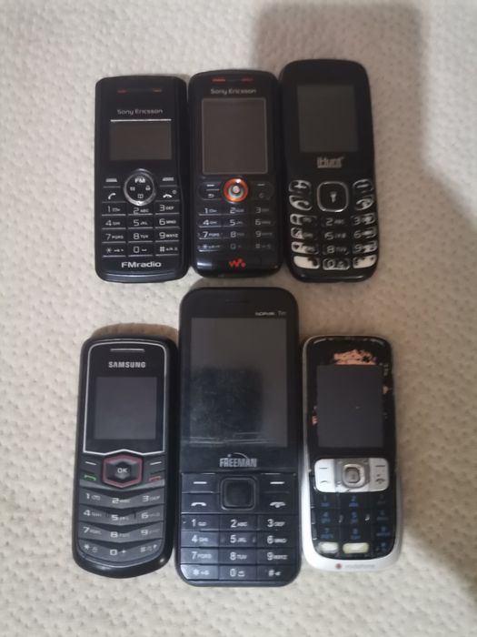 Lot telefoane cu defecte