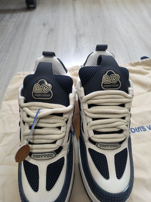Louis Vuitton skates navy blue 43