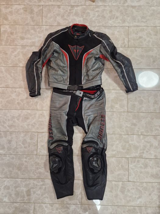 Costum motocicleta combinezon 2 piese Dainese