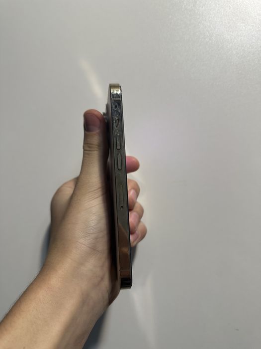 Продам Iphone 13 pro 256