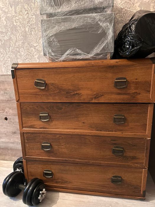 Отдам комод даром спмовывоз