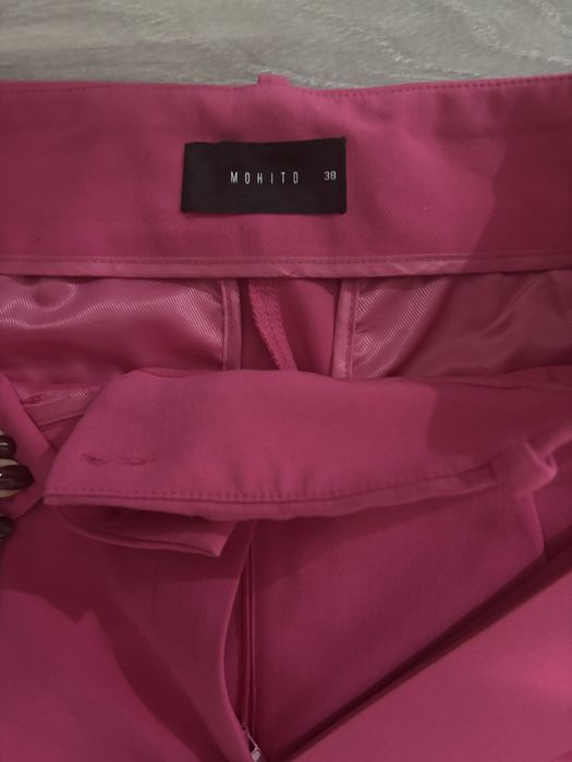 Пролетен панталон MOHITO р-р 38