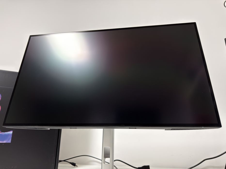 Монитор Dell Ultrasharp 27 U2725QE