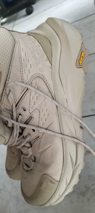Hoka kaha.  Măr. 40.