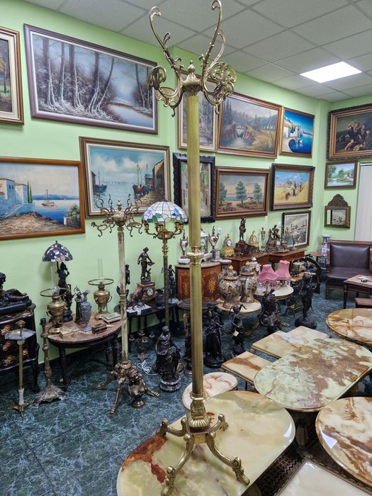 Прекрасна антикварна френска фигура статуетка